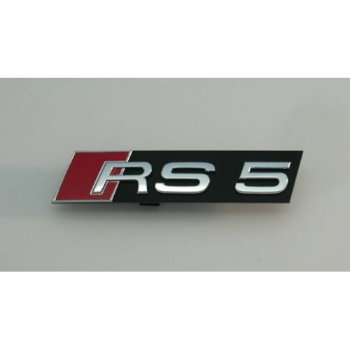 Audi RS5 (B9) 'RS5'  origineel chroom embleem voor de grill 